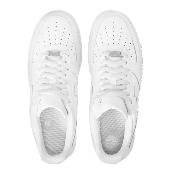 Nike - Picture 2 of 6